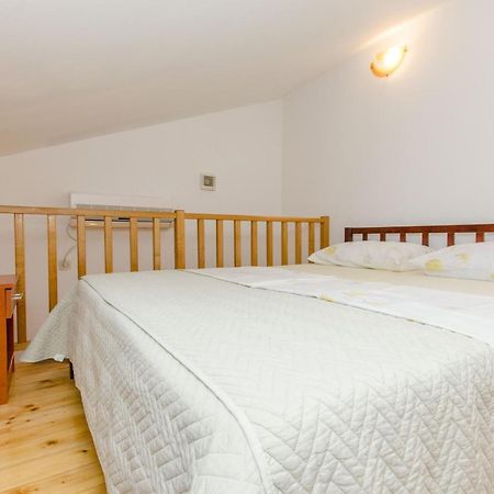 Knezovicapartments Živogošće Exteriör bild
