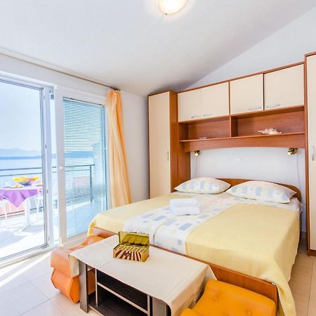 Knezovicapartments Živogošće Exteriör bild