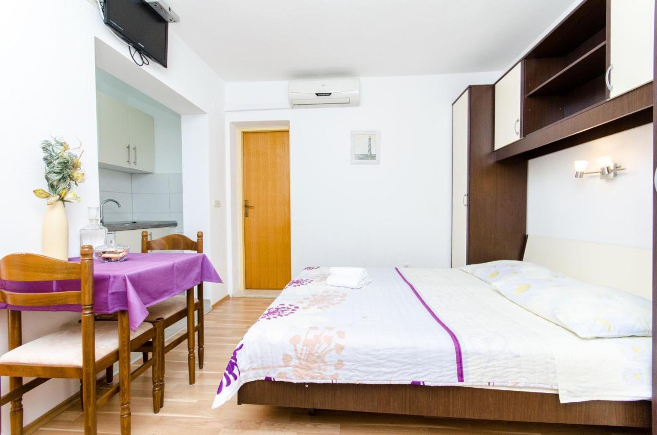 Knezovicapartments Živogošće Exteriör bild