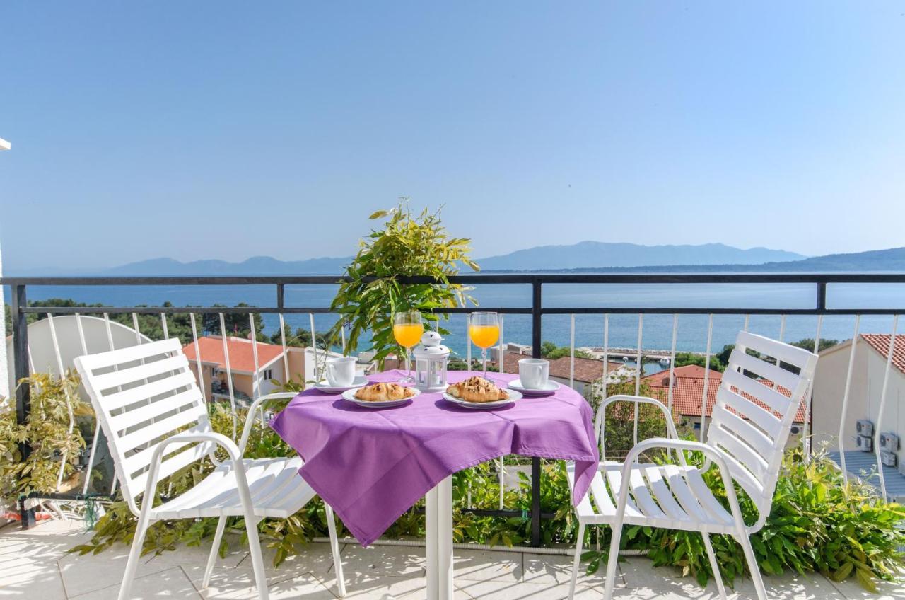 Knezovicapartments Živogošće Exteriör bild
