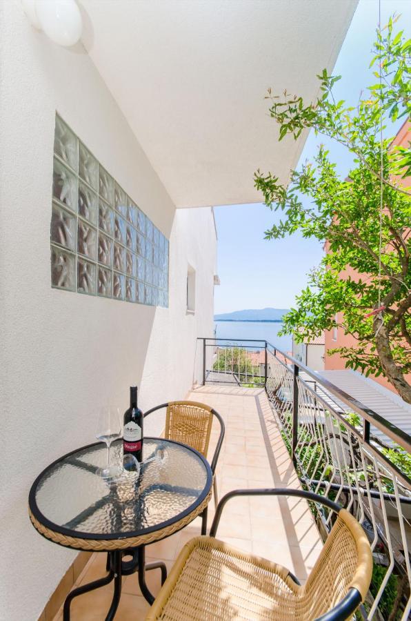 Knezovicapartments Živogošće Exteriör bild