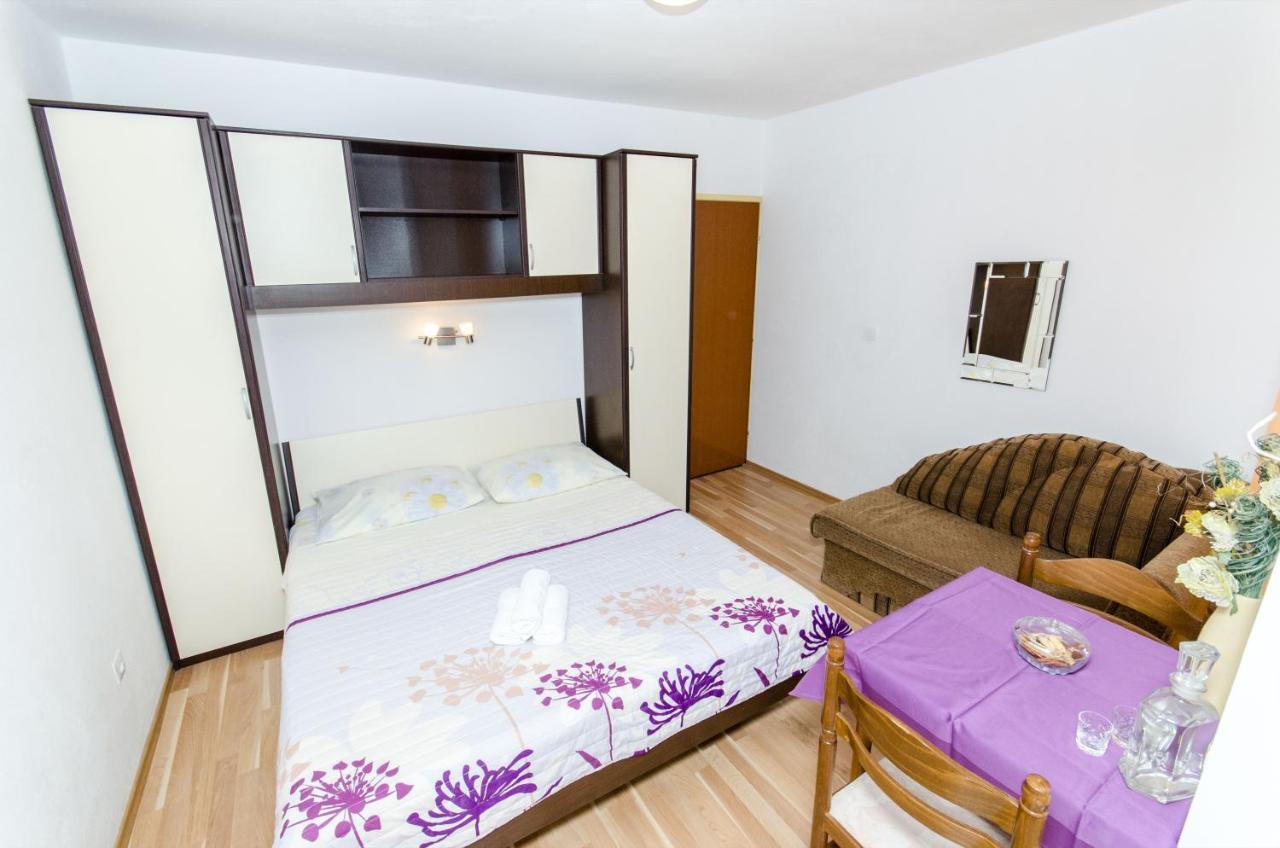 Knezovicapartments Živogošće Exteriör bild